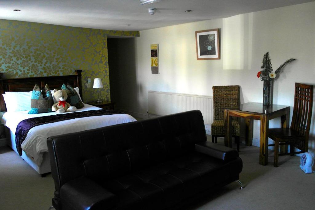 The Ship And Castle Hotel Chew Magna Room photo